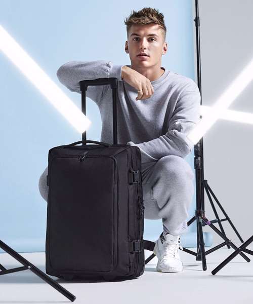 Escape carry-on wheelie